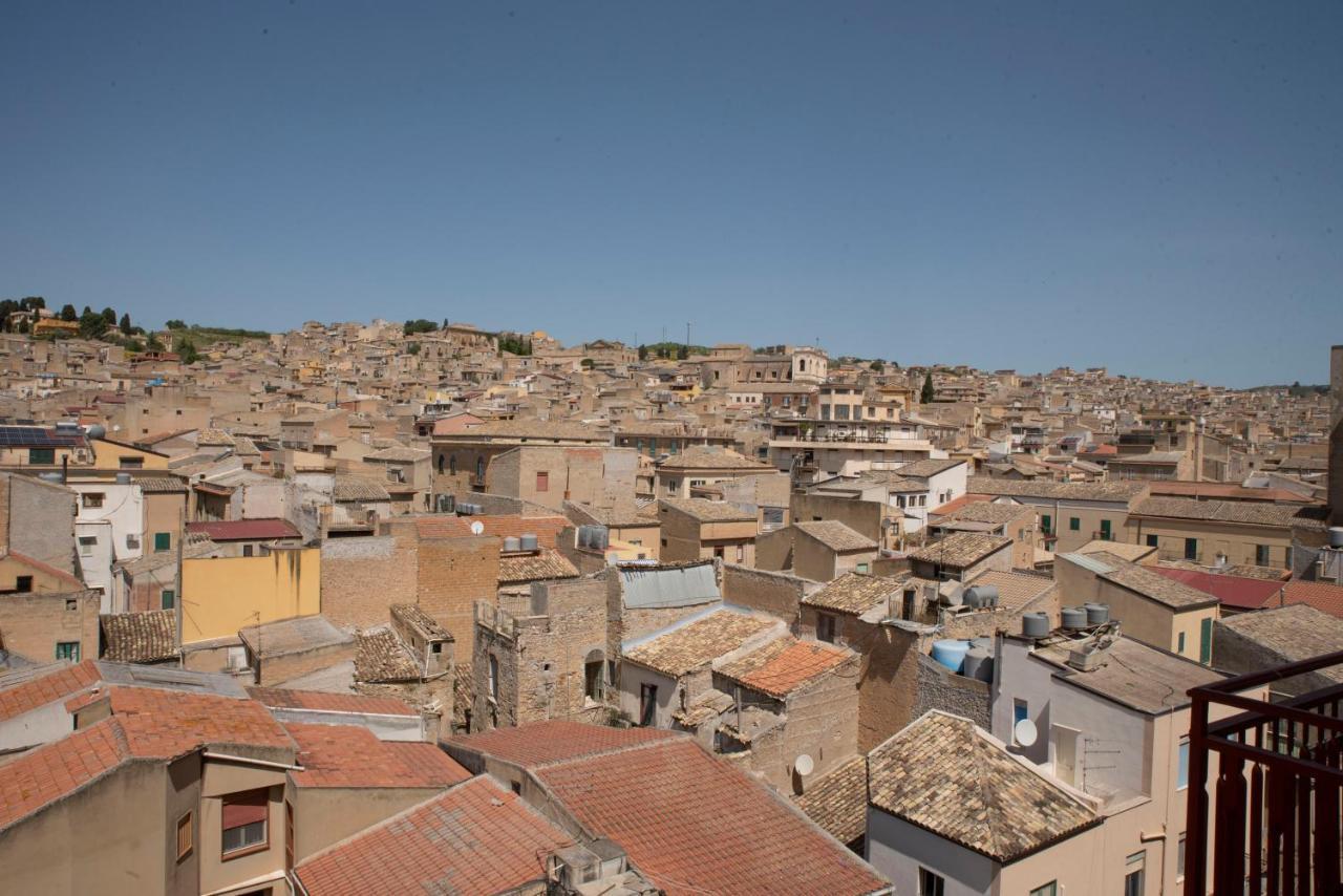 Appartement Come A Casa Panoramico E Centralissimo à Canicattì Extérieur photo