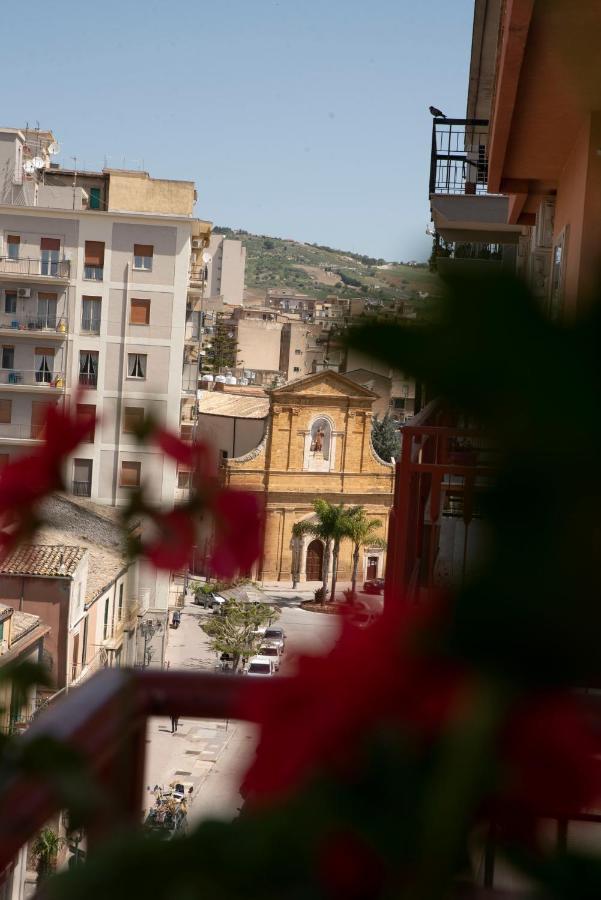 Appartement Come A Casa Panoramico E Centralissimo à Canicattì Extérieur photo